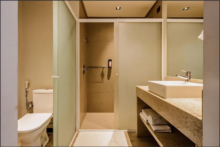 Quarto Hotel Beto Carrero Penha Penha  Kültér fotó